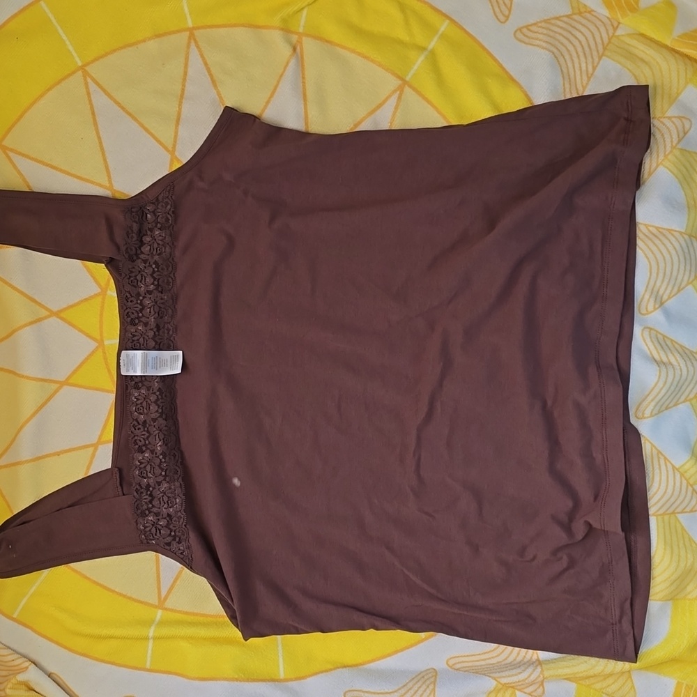 EUC - Plus Size Tank Tops in Brown, Red And Blue Bundle, Size 1X/1T - Picture 9 of 16